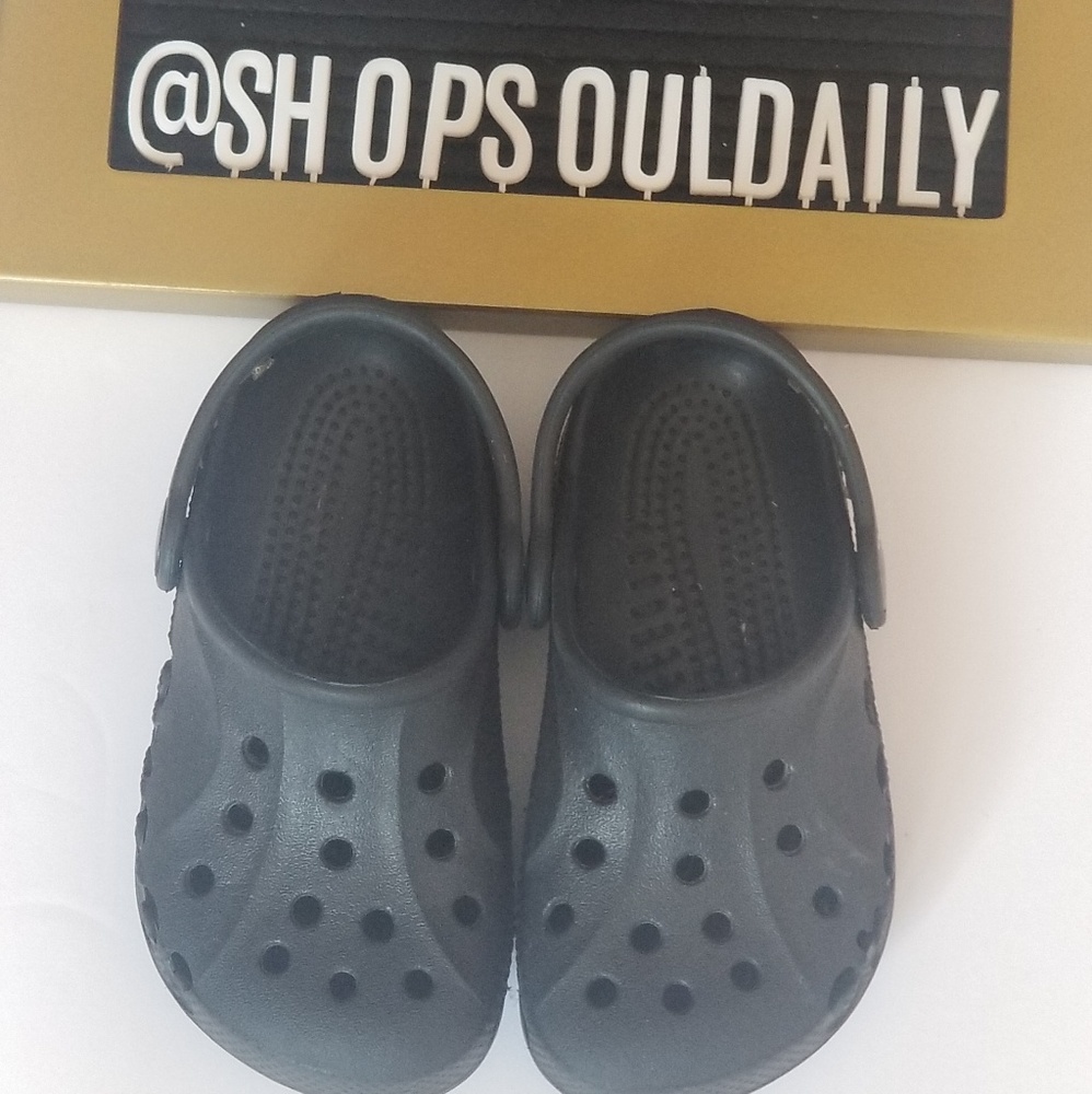 Crocs